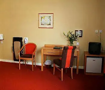 Harding Hotel Dublin 3*,