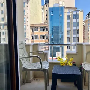 taksim-house-suites.istanbul-turkeyhotels.com/